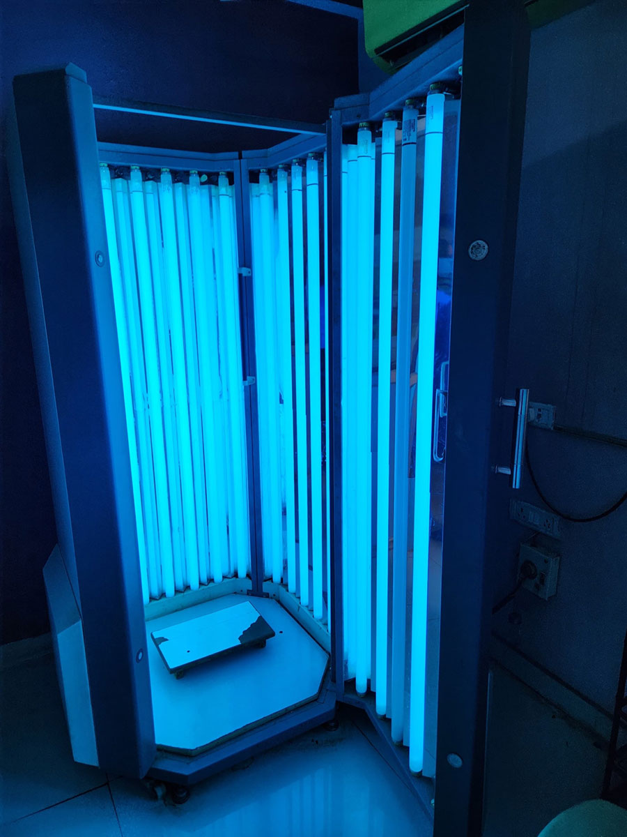 phototherapy2-min